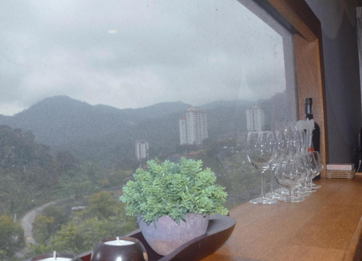 Ferienwohnung Long Vacation @ Midhill Genting Highlands Exterior foto